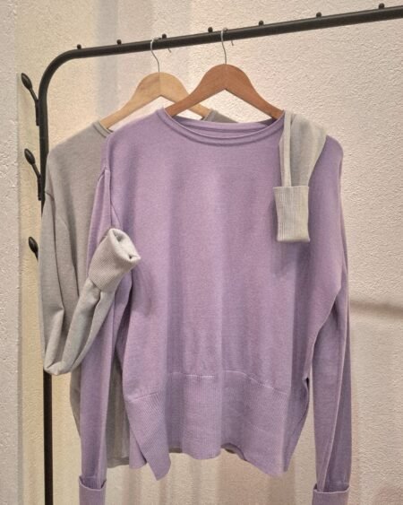 Sweater corto tajo puño doblado
