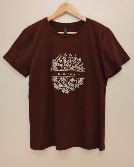 Remera escote O Blossom talle especial