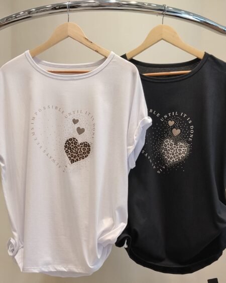 Remeron escote O 3 Corazones Animal Print